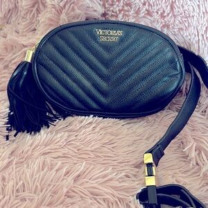 Victoria’s Secret V-Quilted Belt Bag
